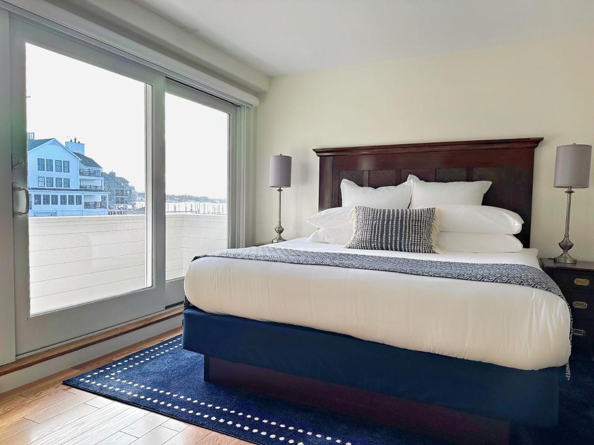 Harborside Inn Ньюпорт Экстерьер фото